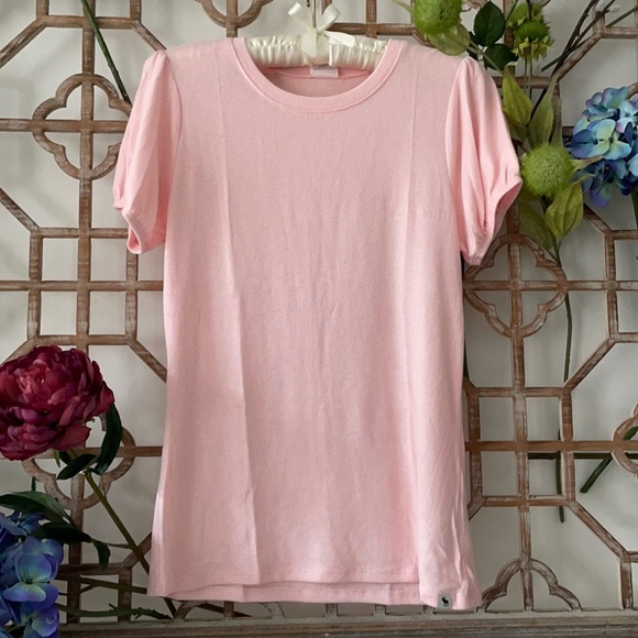 NWT A&F soft pink tshirt with elastic sleeves - Picture 1 of 6